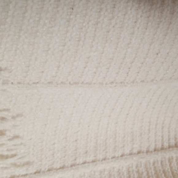 andthewhy Women's Frill sweater NWT - Picture 4 of 6